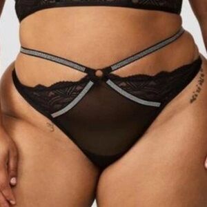 Torrid Black Hollywood Glam Diamante Rhinestone Strappy G-String Size 3 Panty